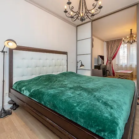 Luxury Gaono Old Town I Self Check In I Free Private Parking Apartment *